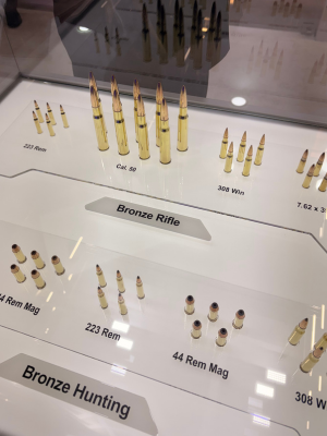 Munitionsausstellung auf der IWA 2026